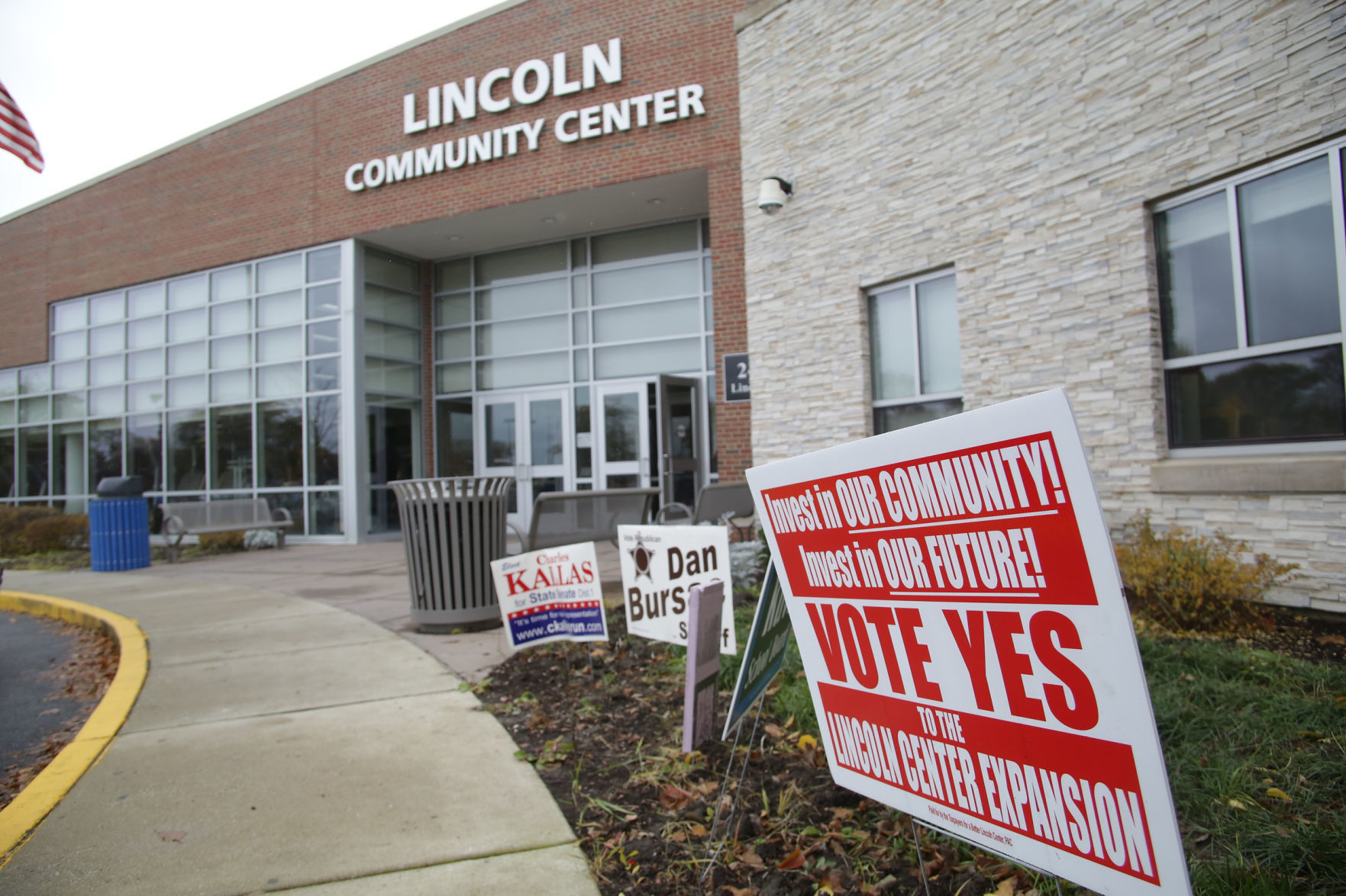 Lincoln Community Center